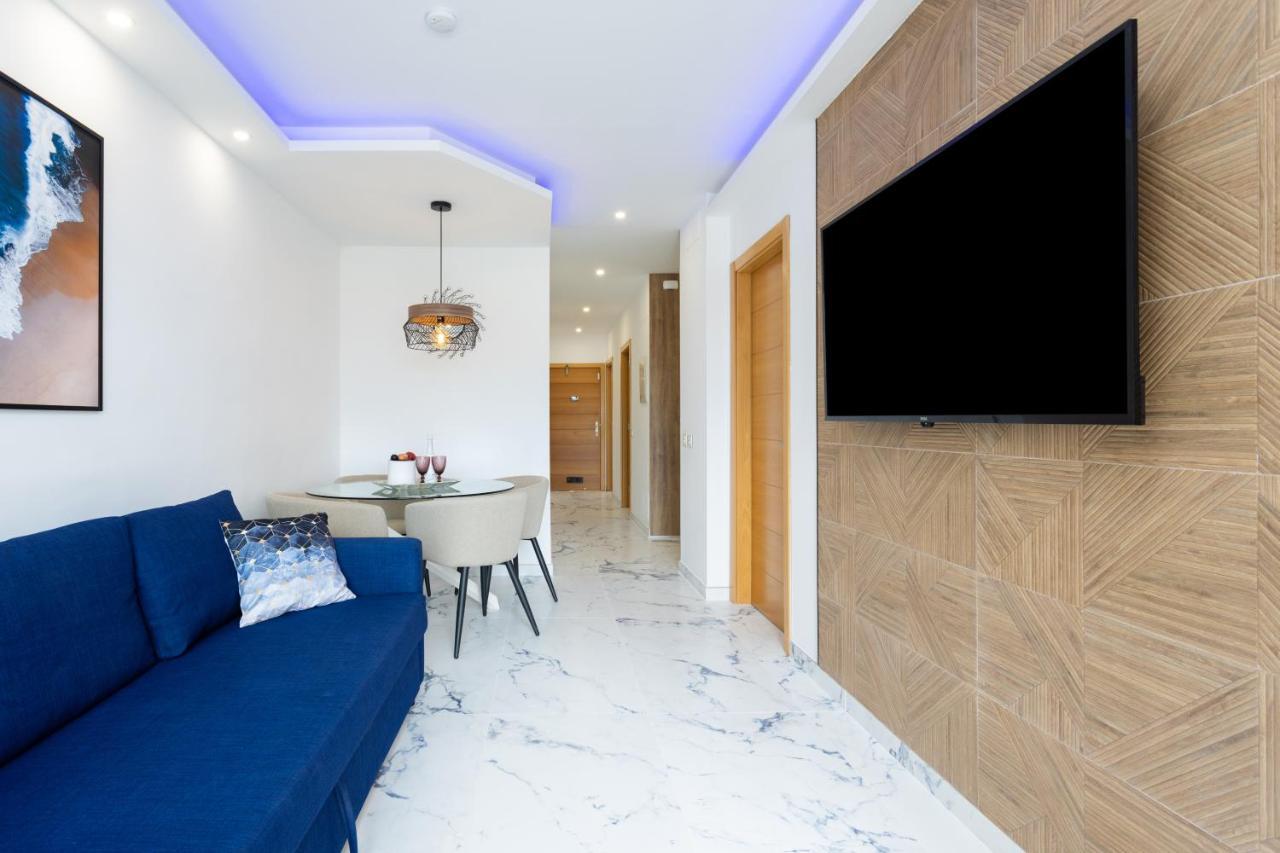 Cozy 1St Sea Line Apartment In The Quiet Area Los Cristianos  Eksteriør billede