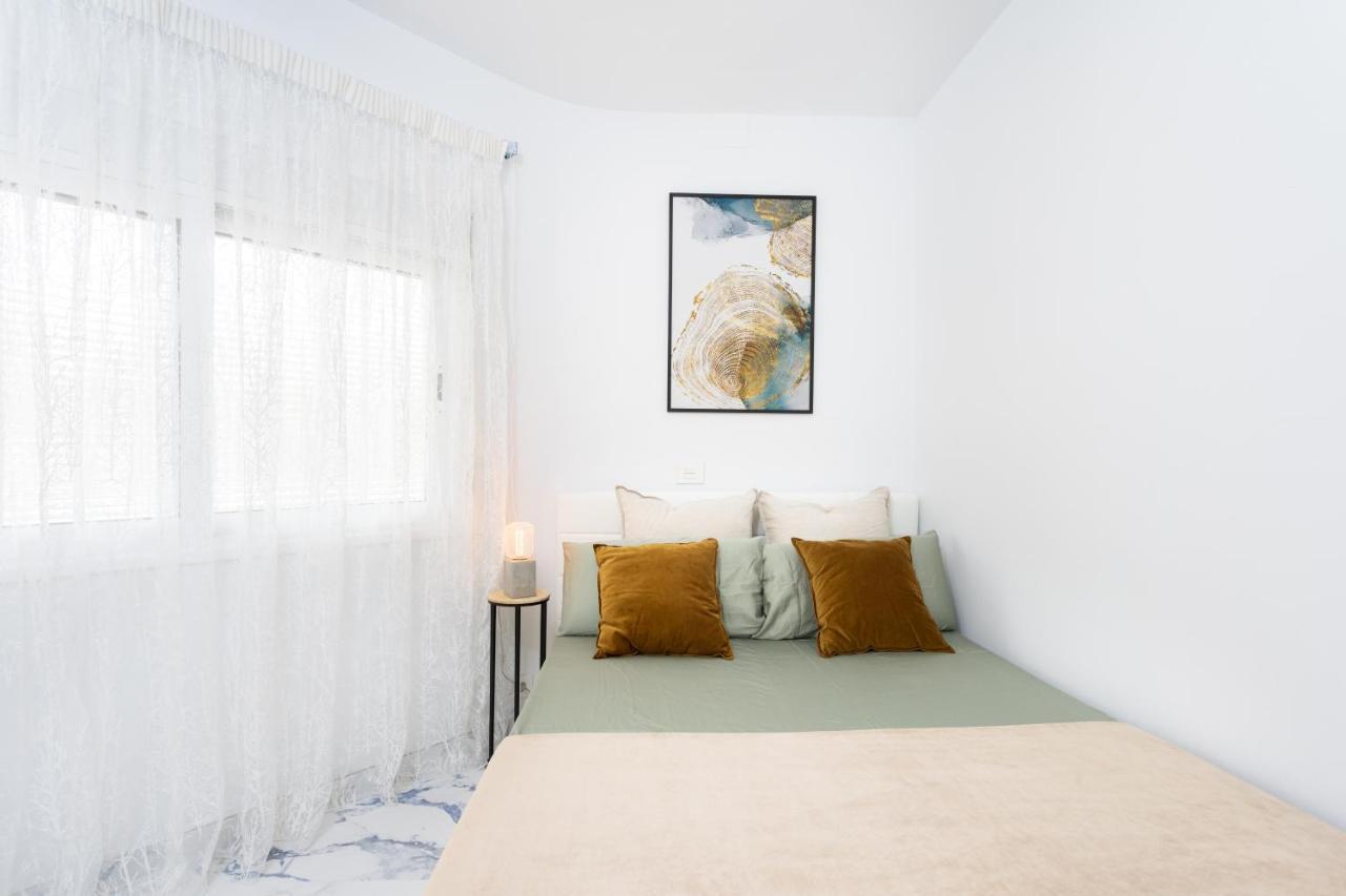 Cozy 1St Sea Line Apartment In The Quiet Area Los Cristianos  Eksteriør billede